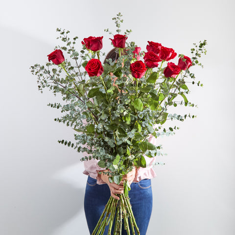 Luxury Long-Stemmed Red Roses